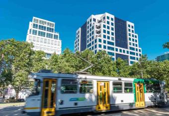 Park Regis Griffin Suites allows 18 year olds to book a room