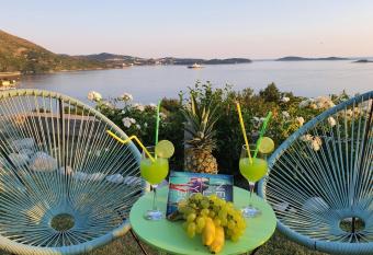 Apartments A&M has Balcony rooms