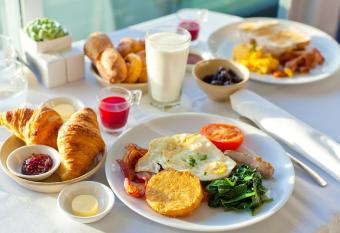 Town Gates Hotel has Balcony rooms