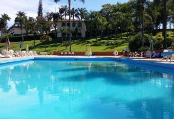 Hotel Fazenda S  o Matheus allows 18 year olds to book a room