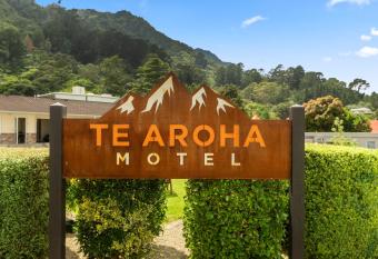 Te Aroha Motel allows 18 year olds to book a room