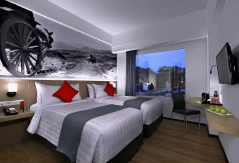 NEO+Waru-Sidoarjo by ASTON allows 18 year olds to book a room