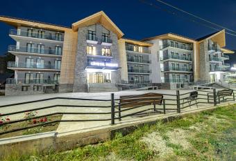 Crystal Resort has Balcony rooms