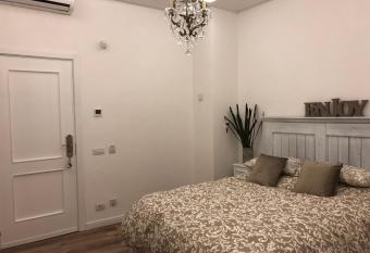 Edera e Camelie has Balcony rooms