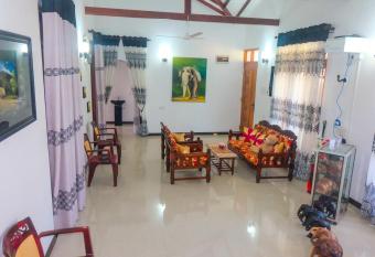 Rodrigo s Villa & Restaurant has Balcony rooms