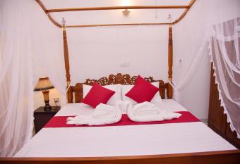 Movi Holiday Apartment has Balcony rooms