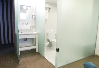 Infinito Hotel has rooms with a private hot tub