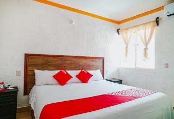 OYO Hospedaje Colibri allows 18 year olds to book a room