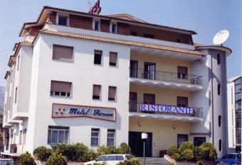 Motel Forum has Balcony rooms