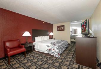 Red Roof Inn Murray has Smoking rooms