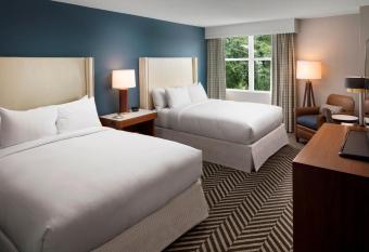 Hilton University of Florida Conference Center Gainesville allows 18 year olds to book a room