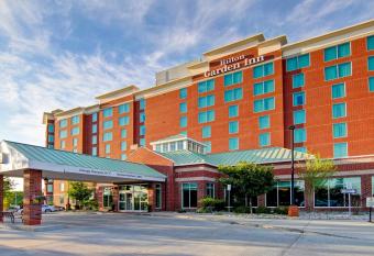 Hilton Garden Inn Ottawa Airport has Balcony rooms