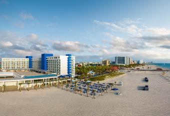 Hilton Clearwater Beach Resort & Spa has Balcony rooms
