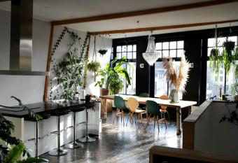 Stadslogement Valentijn allows 18 year olds to book a room