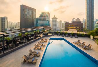 voco Orchard Singapore, an IHG Hotel has Balcony rooms