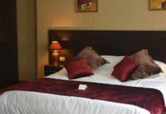 Caesar s Park Hotel has Balcony rooms