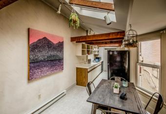 Row House Loft in Downtown Harrisburg near Hershey allows 18 year olds to book a room