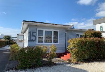 Orewa Kiwi Cabins has Balcony rooms