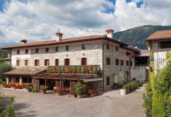 Agriturismo I Comelli has Balcony rooms