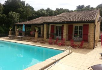 La Combe Joseph has Balcony rooms