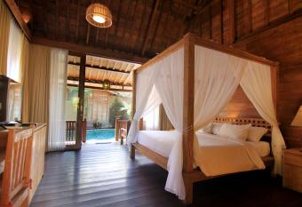 Taulan Villa by Social Hideout has Balcony rooms