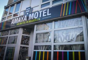 Amaya Motel allows 18 year olds to book a room