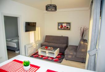 Mark s Palace has Balcony rooms