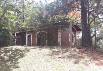 Ref  gio Serra Negra has rooms with a private hot tub