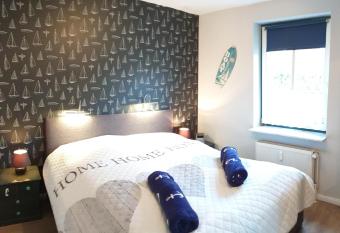 Fewo 4 Knotenpunkt allows 18 year olds to book a room