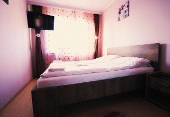 HMM Apartament has Balcony rooms