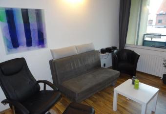 Erholungszentrum W05 allows 18 year olds to book a room