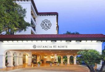 Estancia del Norte San Antonio, Tapestry Collection by Hilton has Balcony rooms