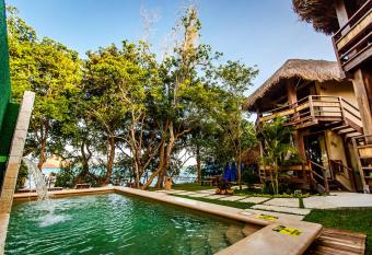 Hotel Carolina Bacalar allows 18 year olds to book a room