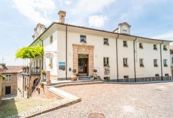 Borgo Vecchio Locanda di Charme has Balcony rooms