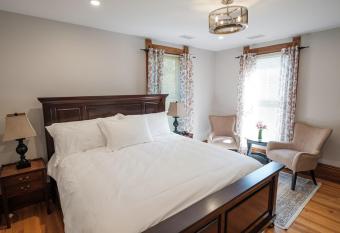 The Victorian Luxury Suites allows 18 year olds to book a room