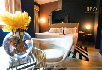 Neo Hotel Boutique has Balcony rooms