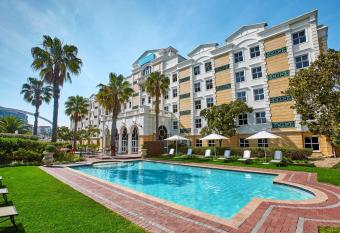 StayEasy Century City allows 18 year olds to book a room