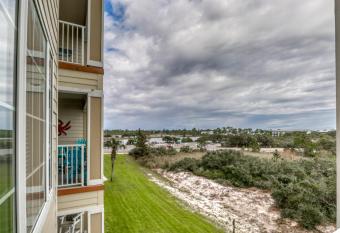 Grande Caribbean has Balcony rooms
