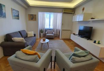 Ultracentral Apartments allows 18 year olds to book a room