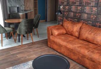 Avenue Hotel - Free Parking has Balcony rooms