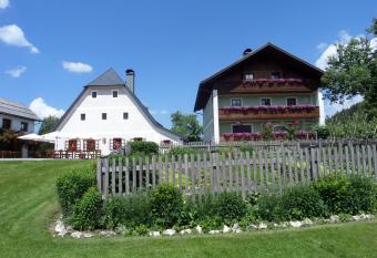 Bauernhof Ablass has Balcony rooms
