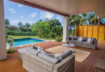 Keanas Home allows 18 year olds to book a room