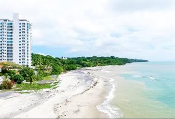 Sun n  Sand Retreat has Balcony rooms
