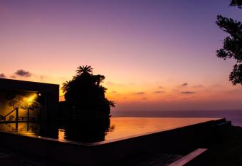 Hanalee Villa Kouri allows 18 year olds to book a room