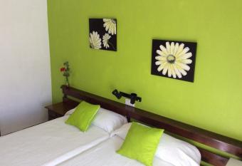 Pensi  n K-Hito allows 18 year olds to book a room