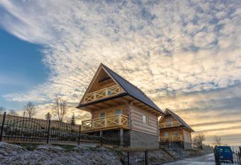 DOMKI NA WIERCHU has Balcony rooms