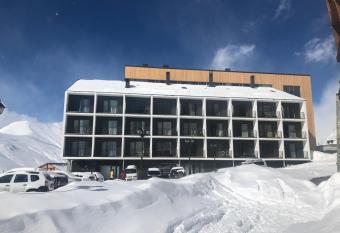 Vista Gudauri has Balcony rooms