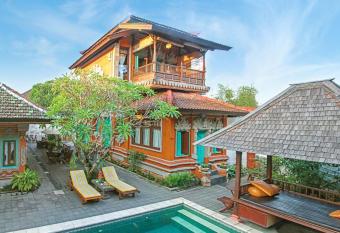 Sunhouse Guesthouse has Balcony rooms