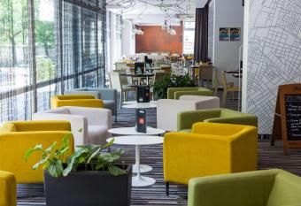 Park Inn By Radisson Budapest allows 18 year olds to book a room