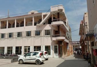 Ankur Hotel has Balcony rooms